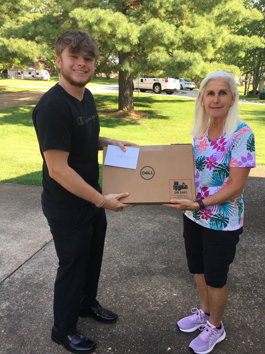 Eddy Shell Laptop Presentation